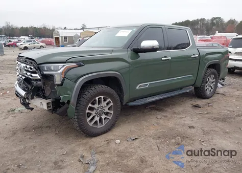 2022 Toyota Tundra 1794 Edition z USA, uszkodzony, nr VIN 5TFMA5DB7NX042221